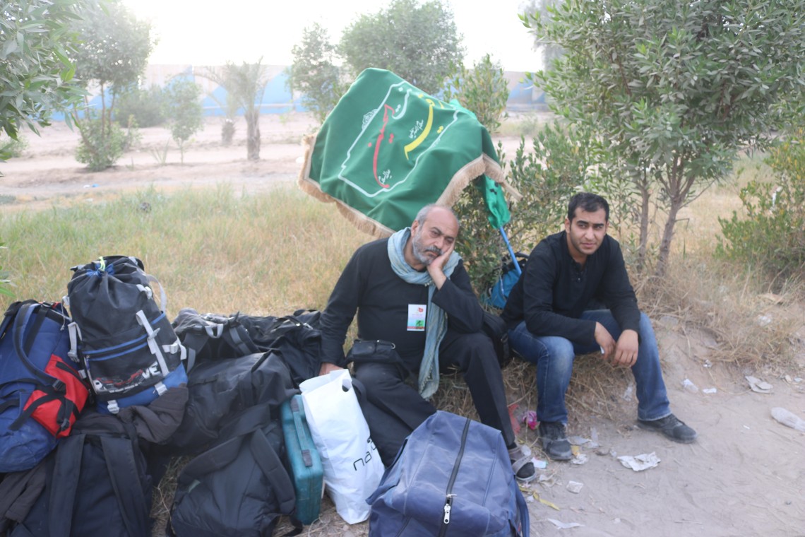 سوگواره پنجم-عکس 2-عباس خسروی-پیاده روی اربعین از نجف تا کربلا