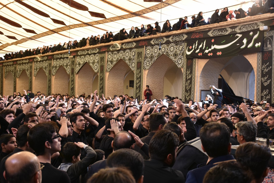 سوگواره پنجم-عکس 3-یاسین سلطانی-جلسه هیأت فضای بیرونی