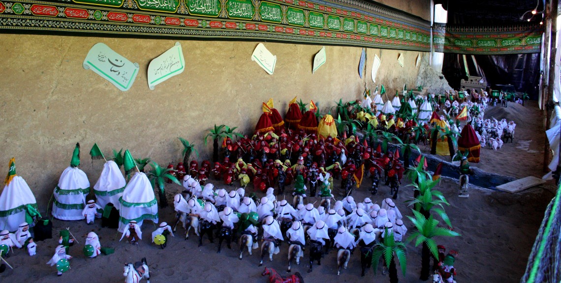 سوگواره پنجم-عکس 23-نسترن  دیزایی-جلسه هیأت فضای بیرونی