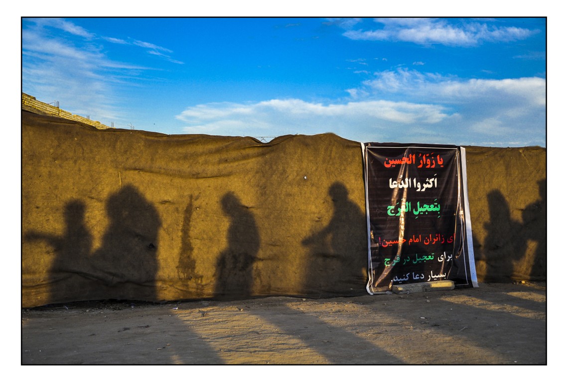 سوگواره پنجم-عکس 1-عمار رحمانی-پیاده روی اربعین از نجف تا کربلا