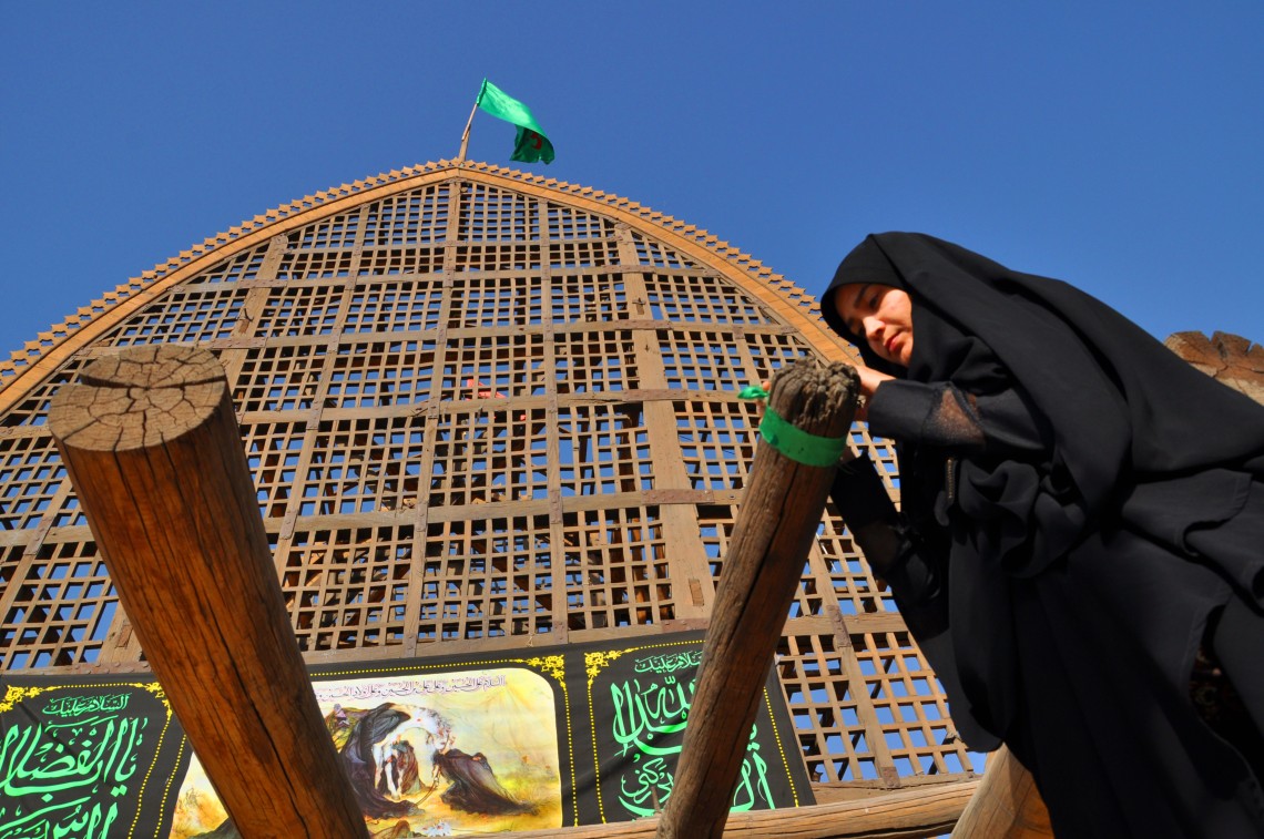 هشتمین سوگواره عاشورایی عکس هیأت-عمار رحمانی-بخش اصلی-سوگواری بر خاندان عصمت(ع)