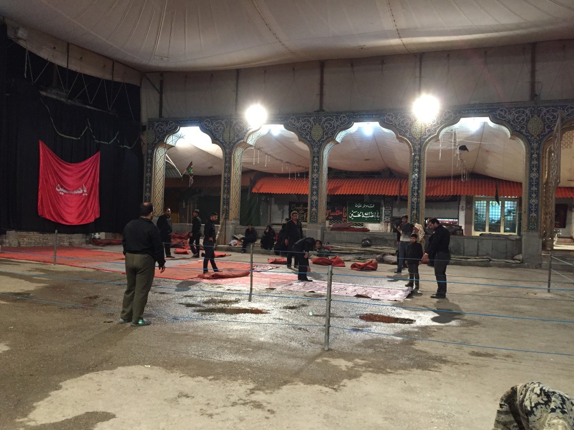 سوگواره پنجم-عکس 6-محمدعلی طاهری پور اصفهانی-جلسه هیأت فضای بیرونی