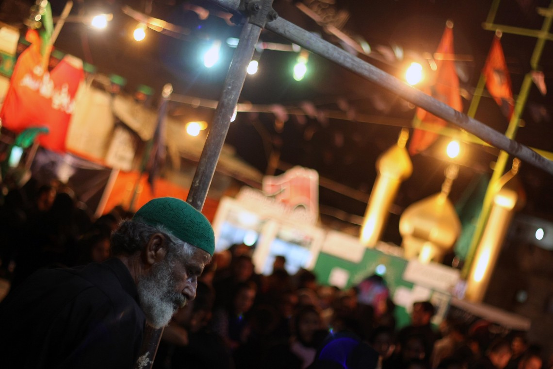 سوگواره پنجم-عکس 11-رزاق عبیدی-جلسه هیأت