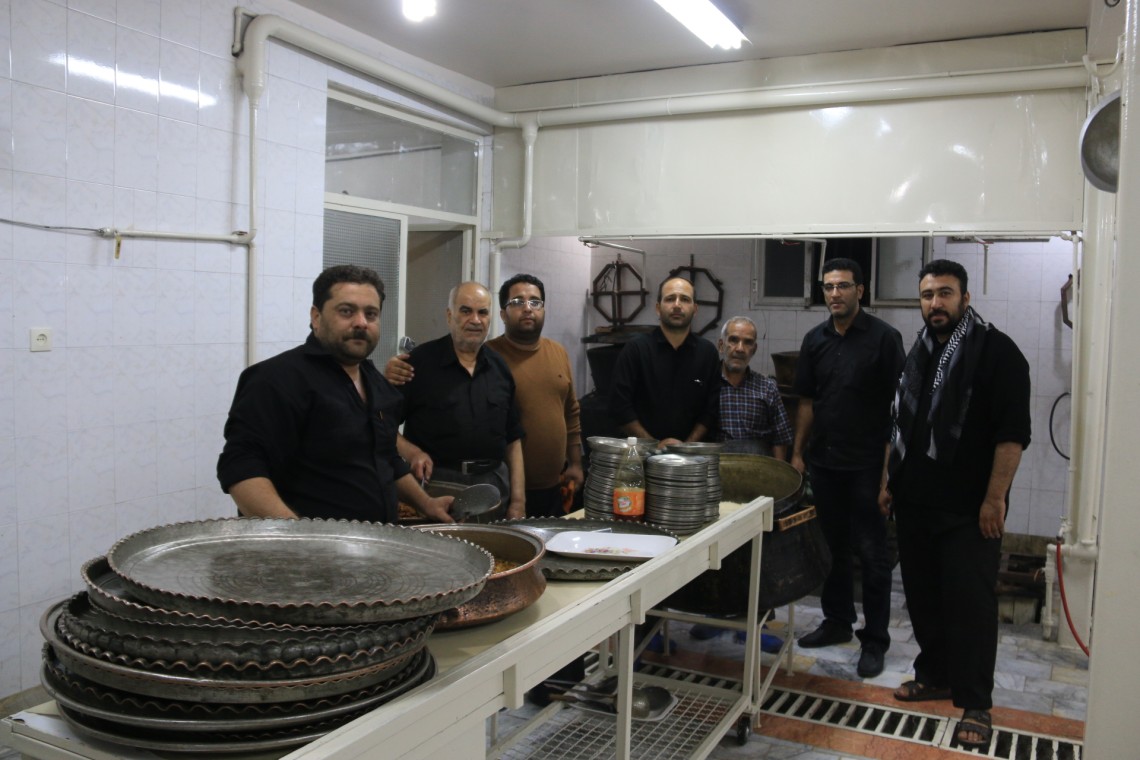 سوگواره پنجم-عکس 6-مهدی نجفی-جلسه هیأت