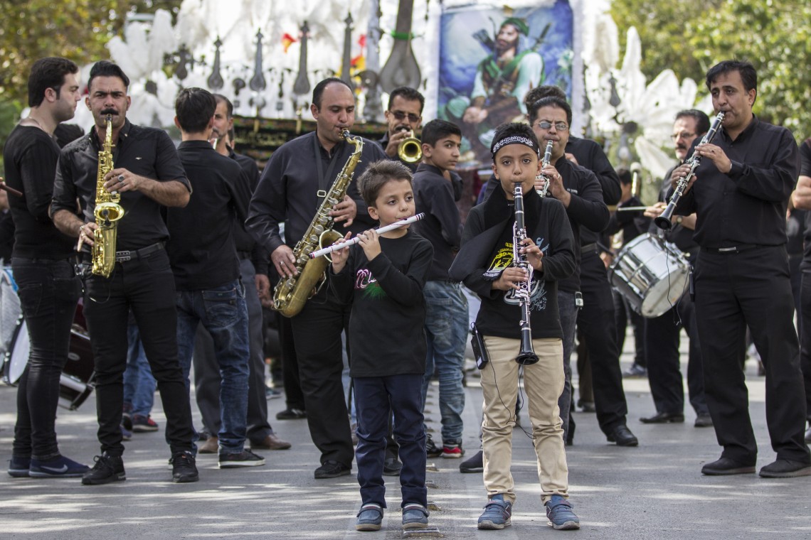 فراخوان ششمین سوگواره عاشورایی عکس هیأت-محمدصالح  مهرپرور-بخش اصلی -جلسه هیأت