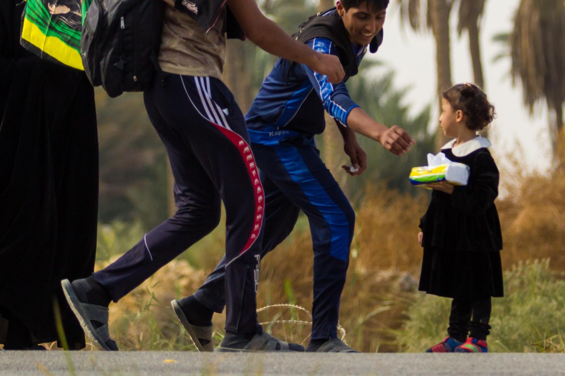 سوگواره پنجم-عکس 37-محمدهادی خسروی-پیاده روی اربعین از نجف تا کربلا