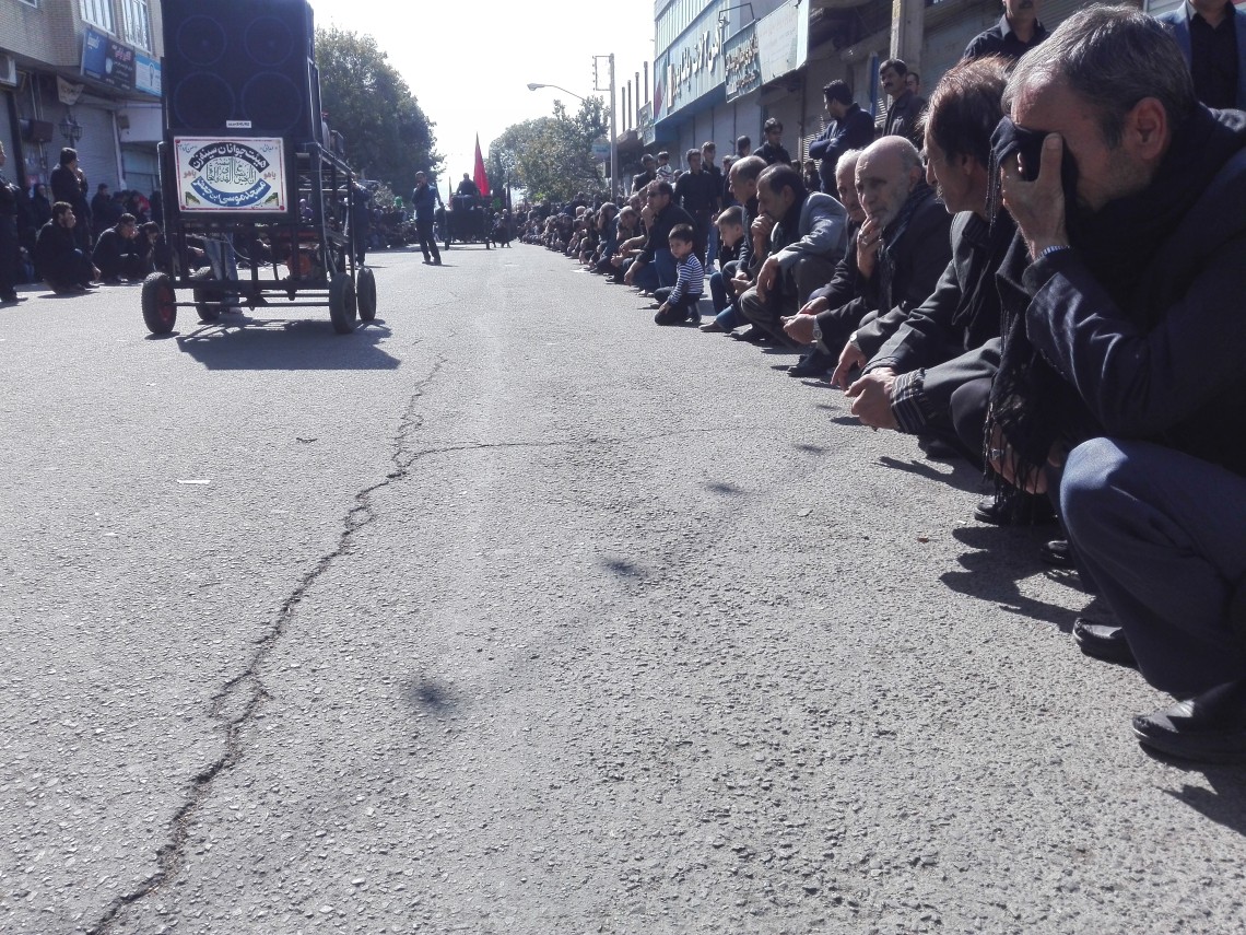 سوگواره پنجم-عکس 28-بهمن جعفری-جلسه هیأت فضای بیرونی