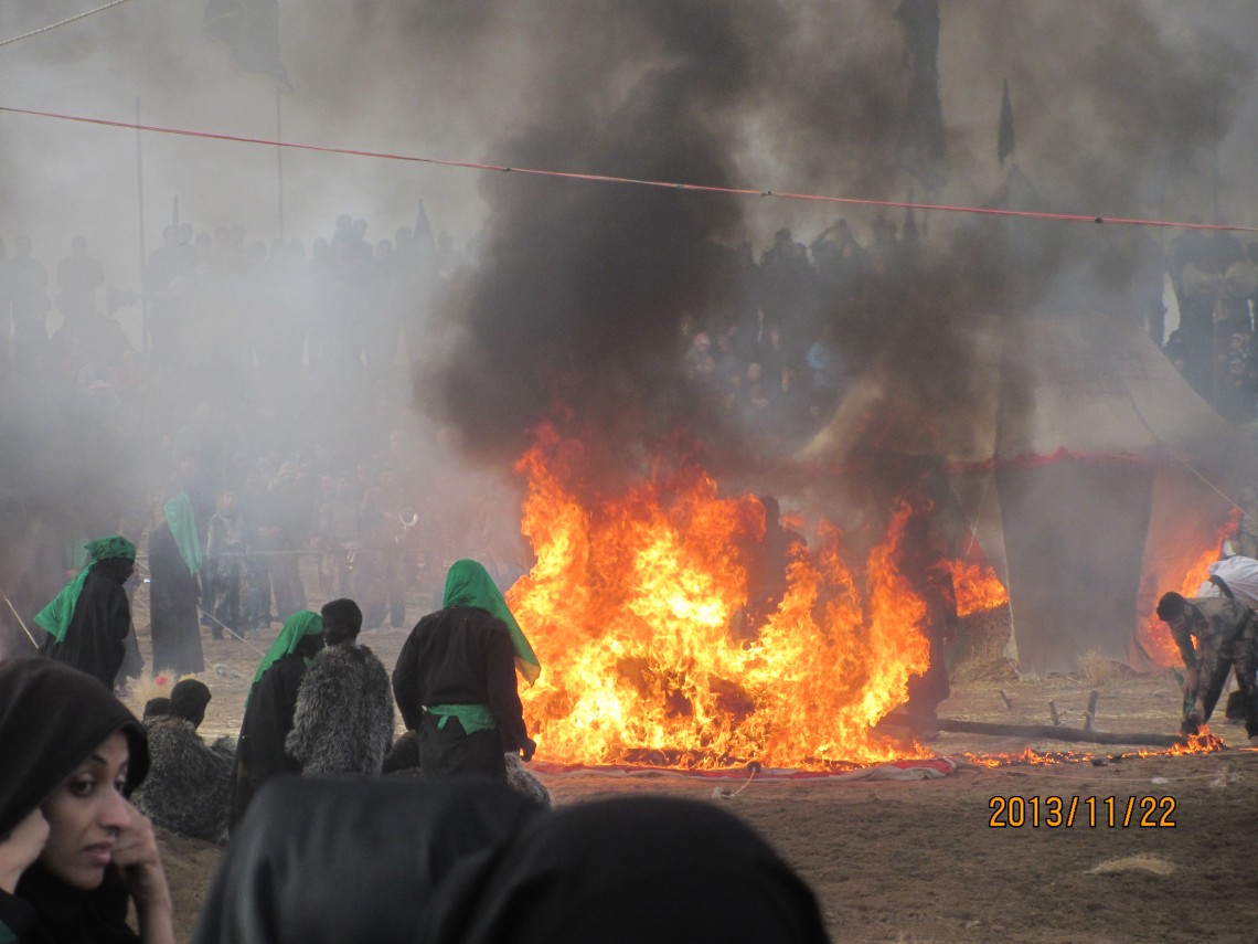 سوگواره دوم-عکس 2-جمشید حیدری طاهری-جلسه هیأت فضای بیرونی 