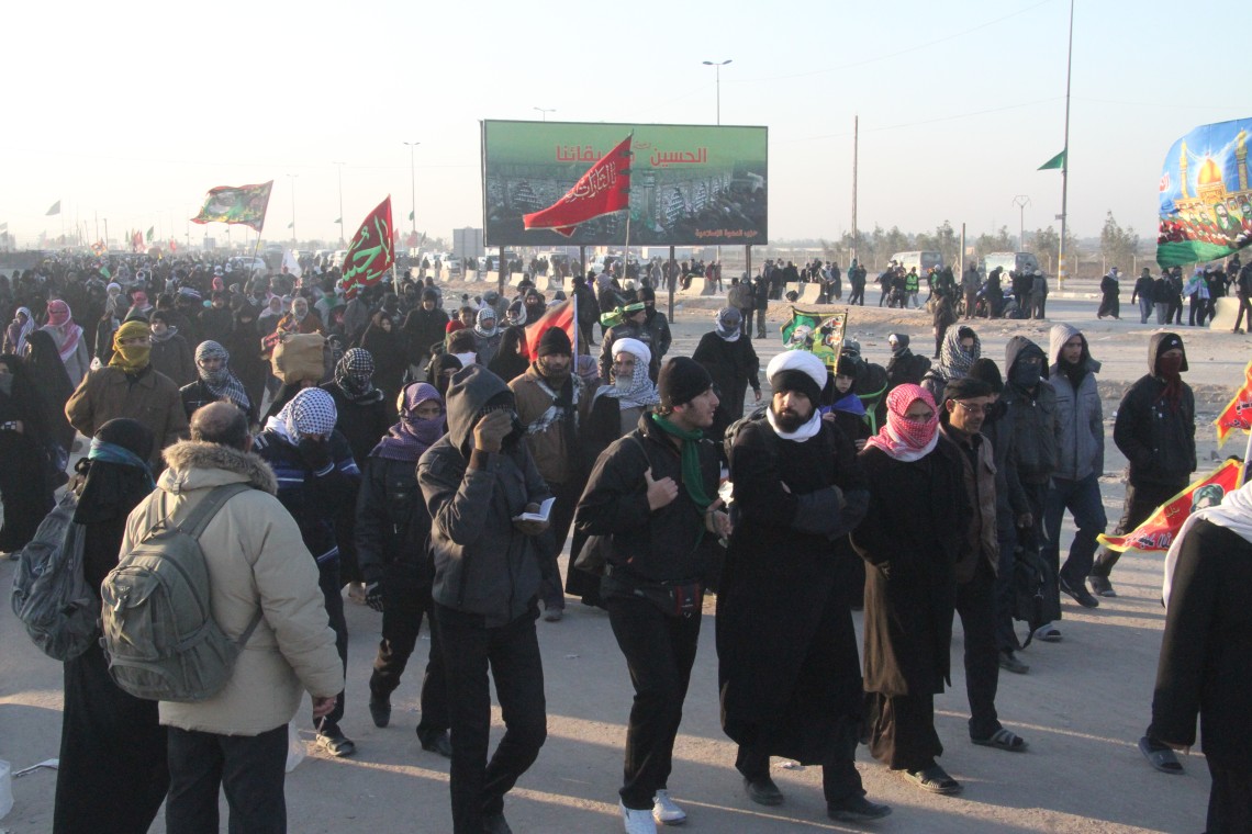 سوگواره دوم-عکس 5-ابراهیم نصیری-پیاده روی اربعین از نجف تا کربلا