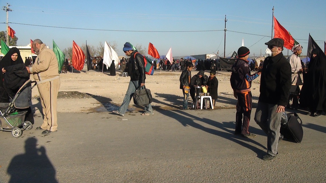 سوگواره دوم-عکس 4-وحید افسری گل دره-پیاده روی اربعین از نجف تا کربلا