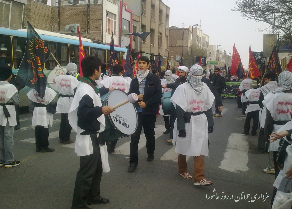 سوگواره دوم-عکس 3-زینب محقق-جلسه هیأت فضای بیرونی 