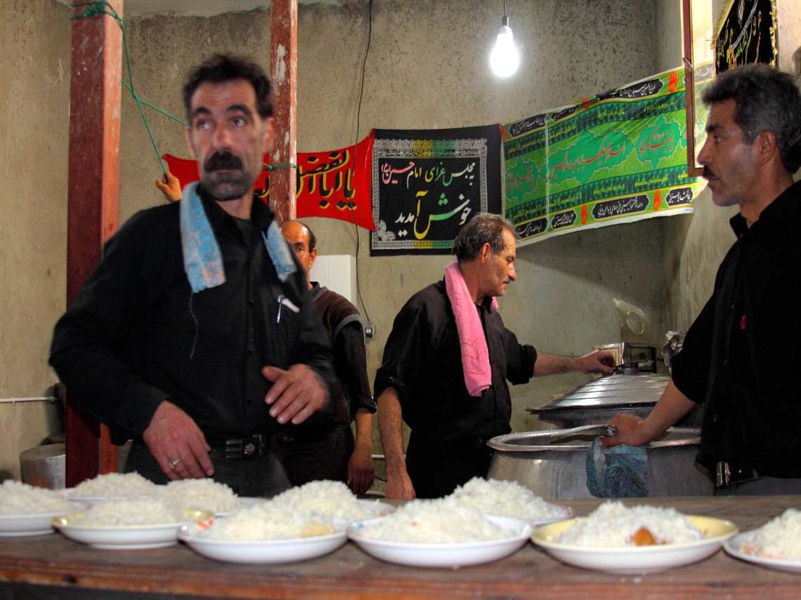 سوگواره اول-عکس 9-مجید خالقی مقدم-جلسه هیأت