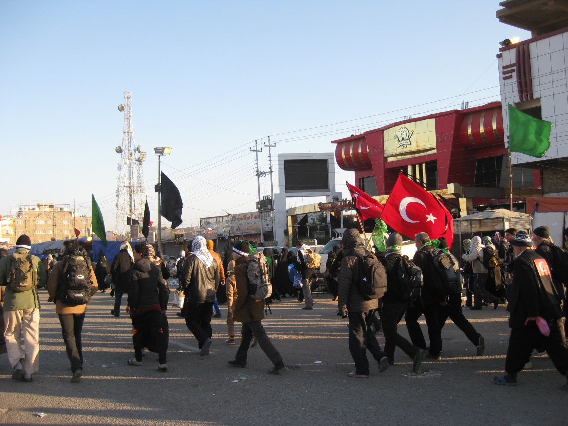 سوگواره دوم-عکس 55-محمد کشاورز-پیاده روی اربعین از نجف تا کربلا