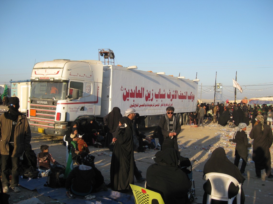 سوگواره دوم-عکس 157-محمد کشاورز-پیاده روی اربعین از نجف تا کربلا