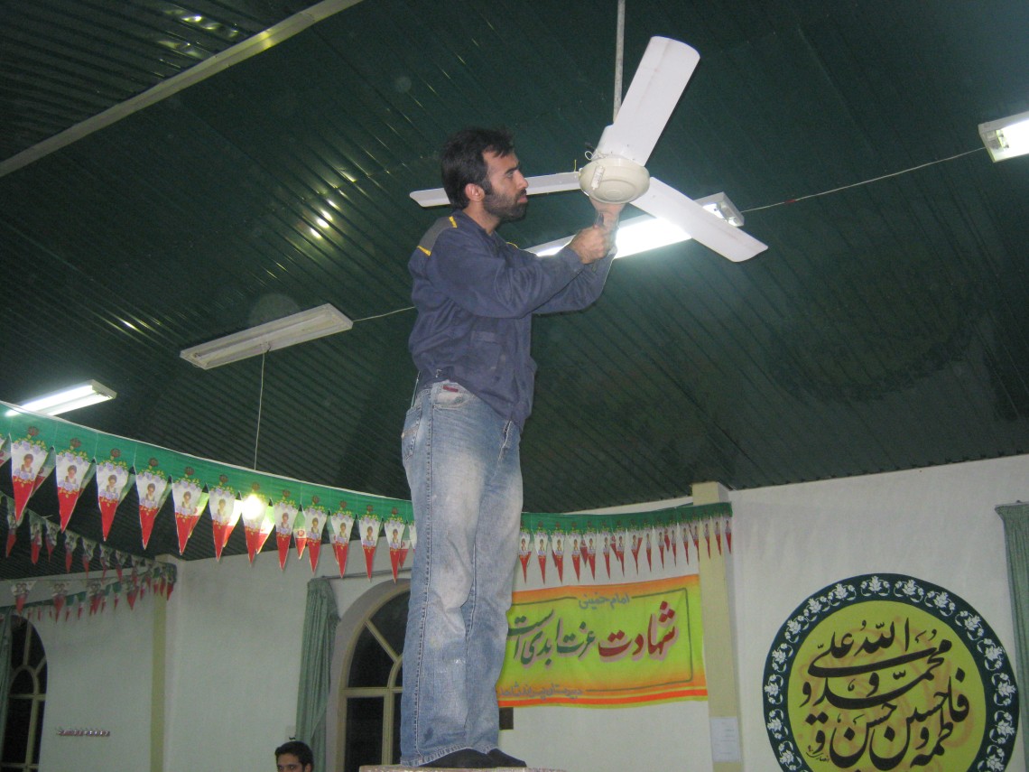 سوگواره دوم-عکس 24-پوستر هیأت مکتب الحسین بهشهر-جلسه هیأت فضای بیرونی 