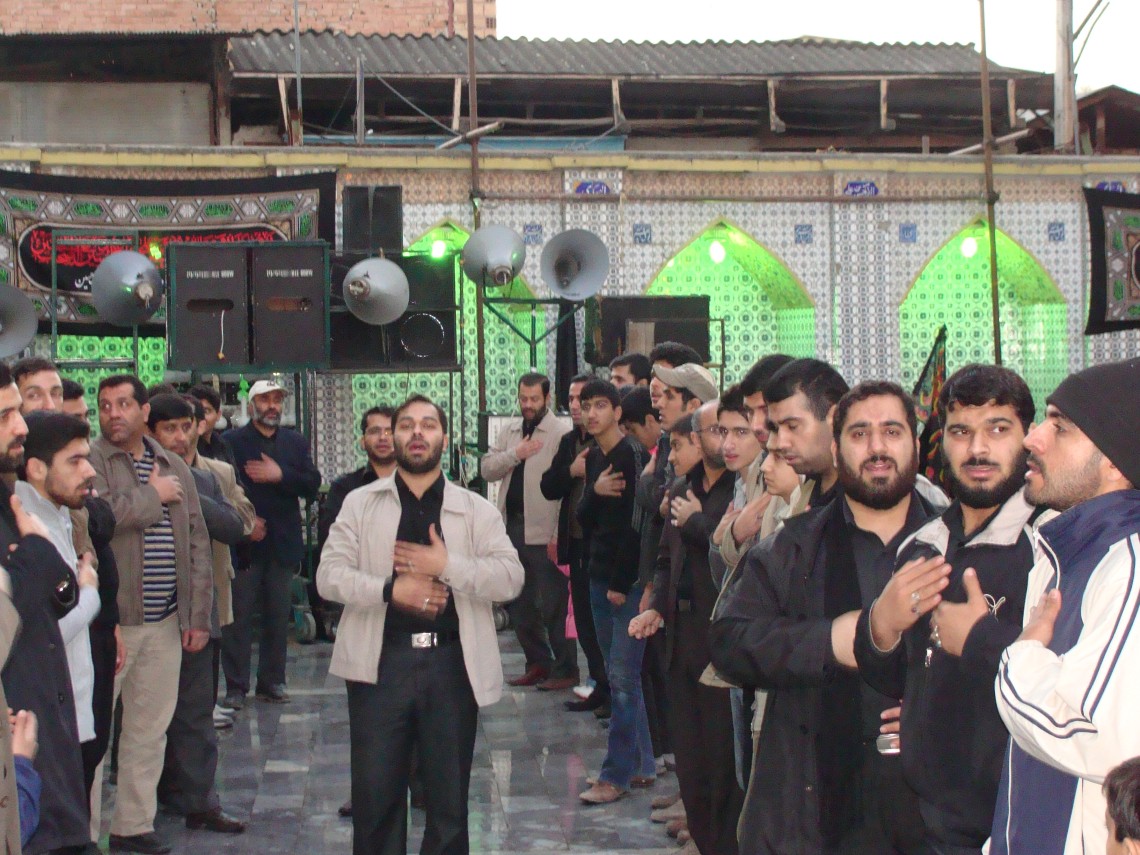 سوگواره دوم-عکس 78-پوستر هیأت مکتب الحسین بهشهر-جلسه هیأت فضای داخلی