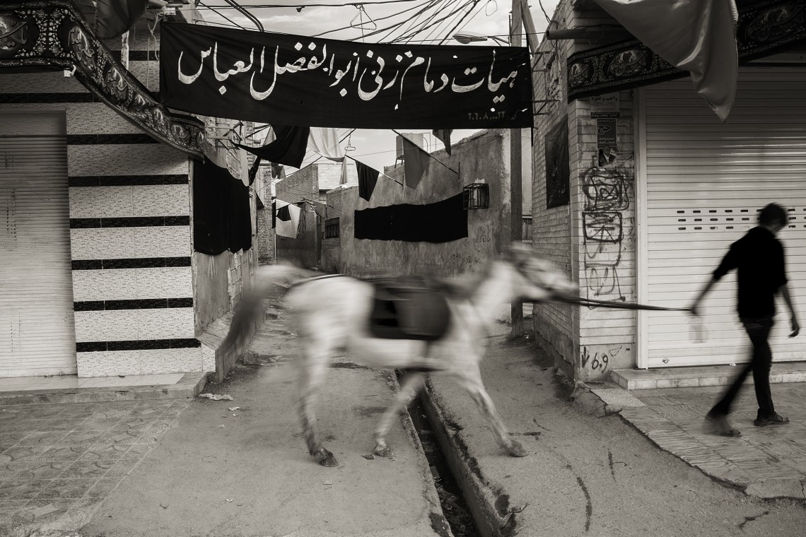 سوگواره دوم-عکس 12-حسن زاده -جلسه هیأت فضای بیرونی 