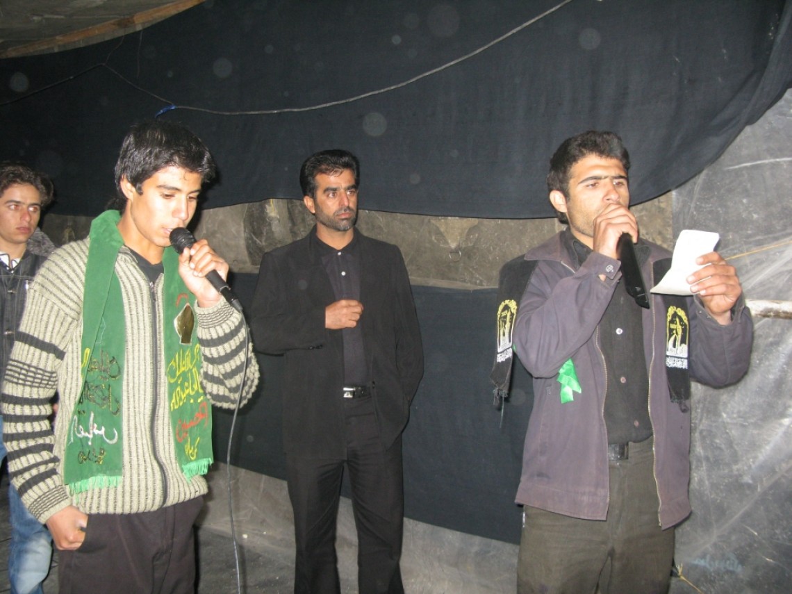 سوگواره دوم-عکس 42-روستای بهارستان-جلسه هیأت فضای داخلی