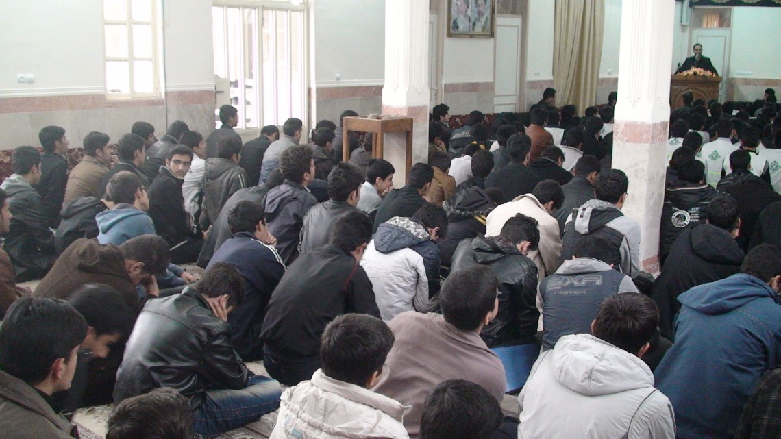 سوگواره دوم-عکس 47-سید لطفعلی رادخانه-جلسه هیأت فضای بیرونی 