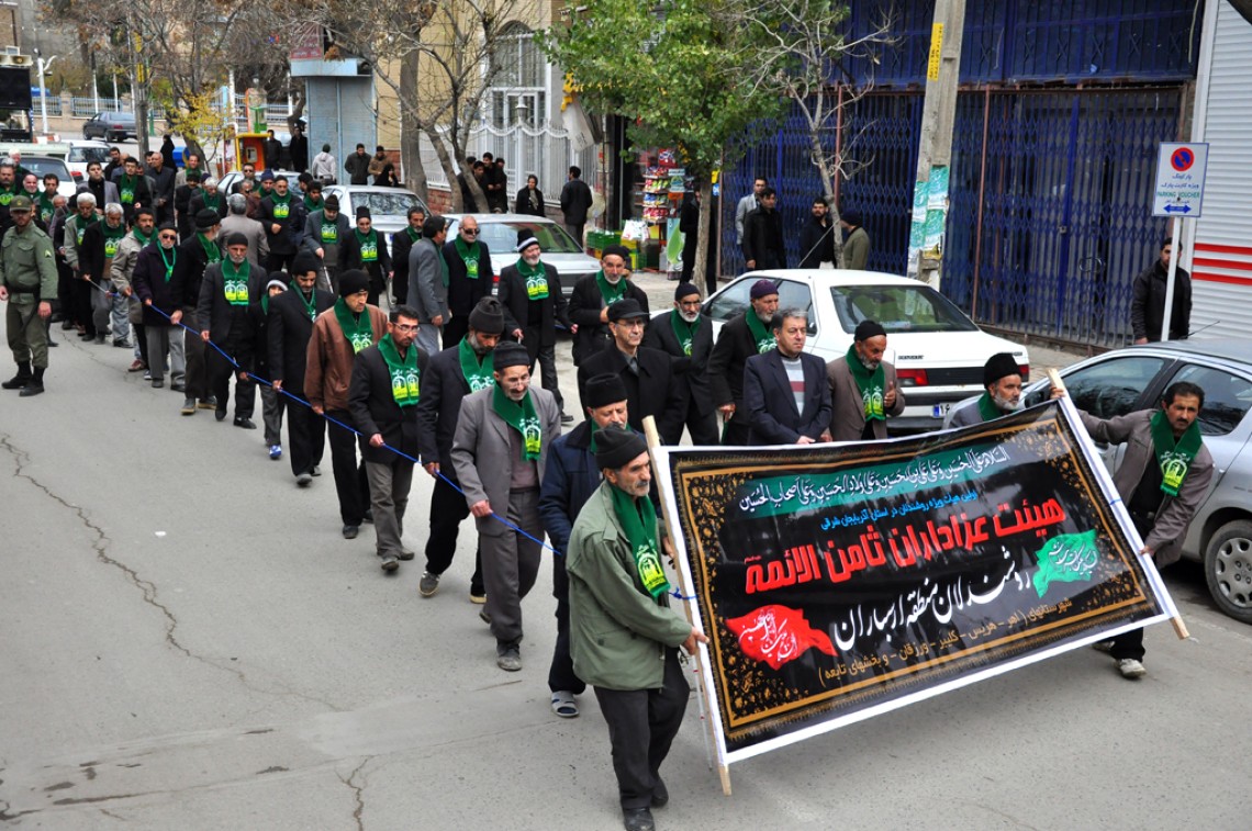 سوگواره دوم-عکس 3-مجتبی کریمی-جلسه هیأت فضای داخلی