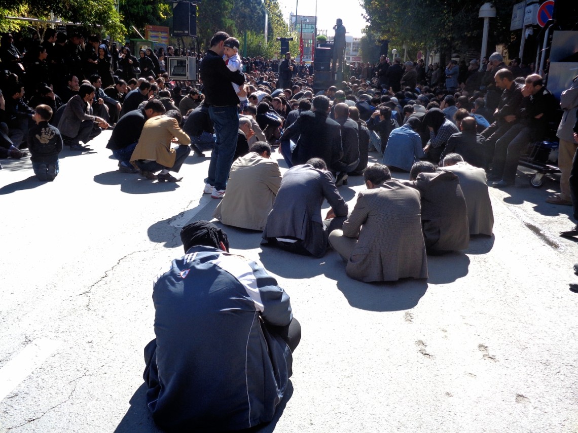 سوگواره چهارم-عکس 17-مریم قاسمی-جلسه هیأت فضای داخلی