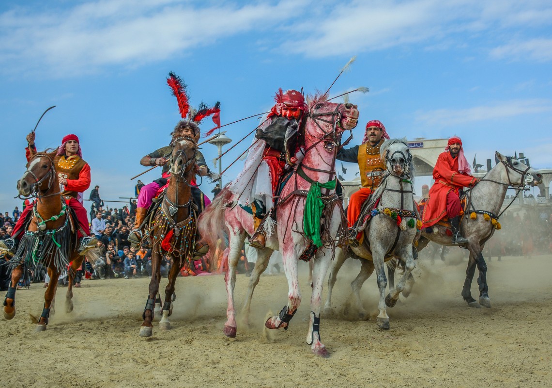 فراخوان ششمین سوگواره عاشورایی عکس هیأت-امین دهقان -بخش اصلی -جلسه هیأت