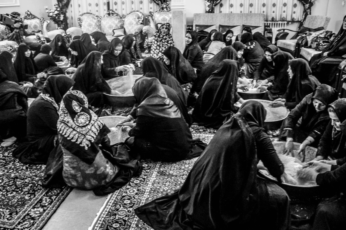 فراخوان ششمین سوگواره عاشورایی عکس هیأت-پویا بیات-بخش اصلی -جلسه هیأت