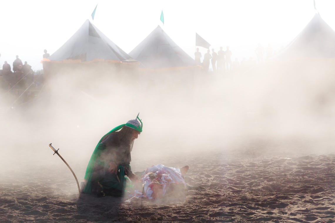 فراخوان ششمین سوگواره عاشورایی عکس هیأت-مجید حجتی-بخش اصلی -جلسه هیأت