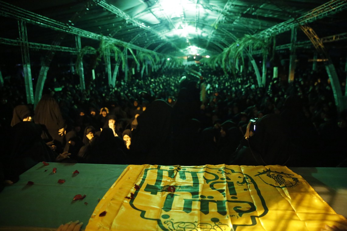 فراخوان ششمین سوگواره عاشورایی عکس هیأت-مهدی کیانی-بخش اصلی -جلسه هیأت