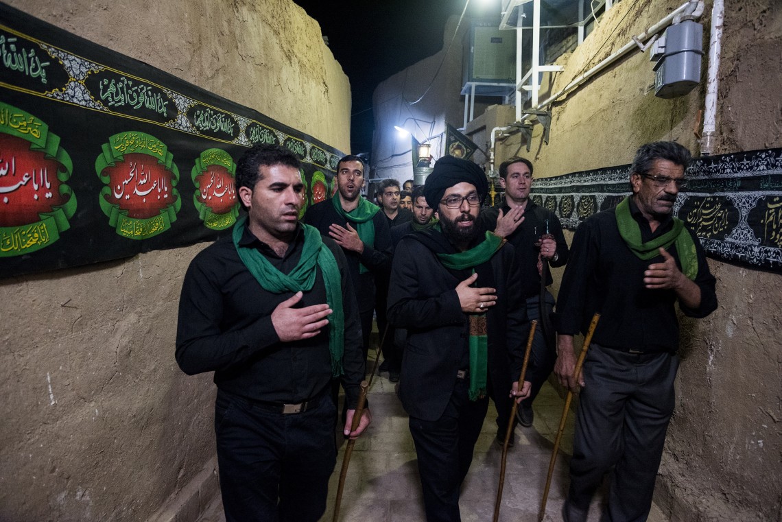 فراخوان ششمین سوگواره عاشورایی عکس هیأت-محسن مقداری-بخش اصلی -جلسه هیأت