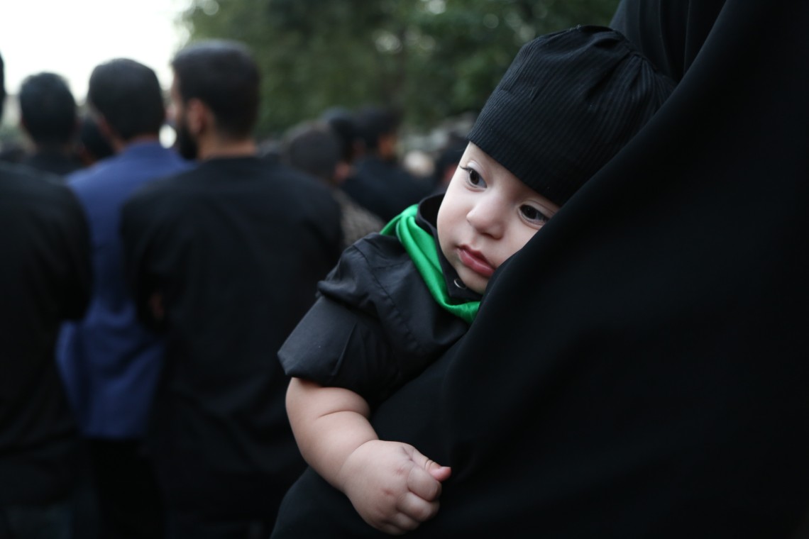 فراخوان ششمین سوگواره عاشورایی عکس هیأت-سمیرا بلوچ-بخش اصلی -جلسه هیأت