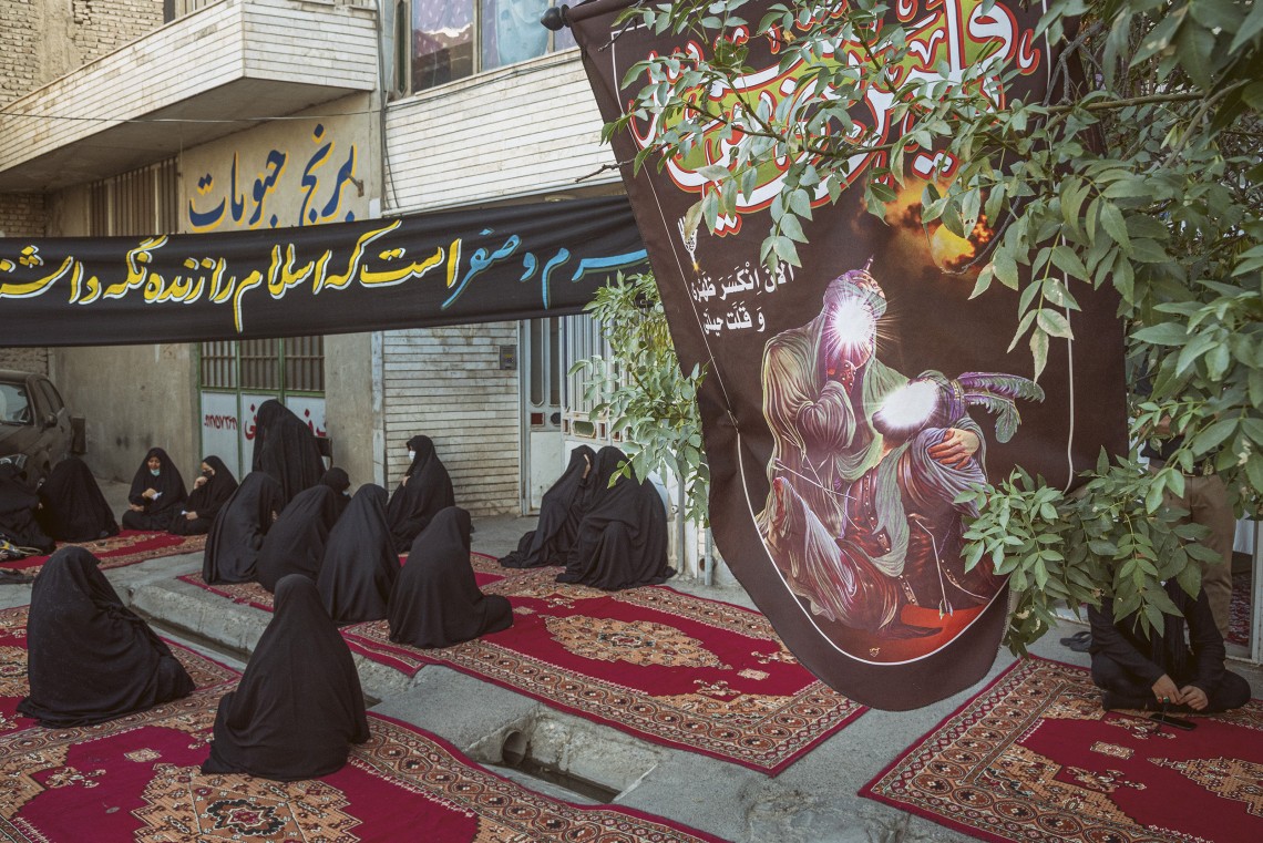 دهمین سوگواره عاشورایی عکس هیأت-ابوالقاسم عزیزی-مجالس احیای امراهل‌البیت علیهم‌السلام تک عکس-دوربین دیجیتال