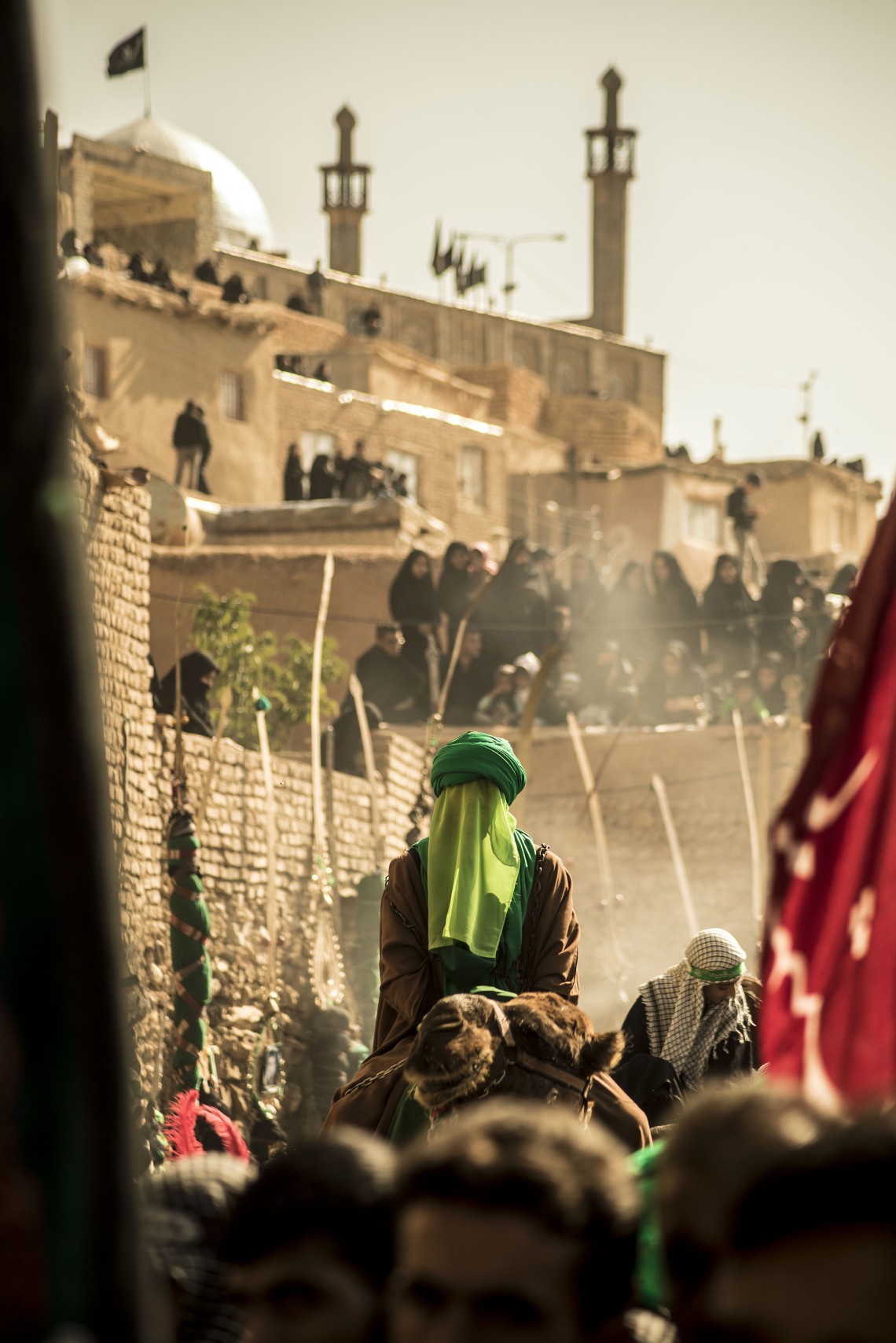 فراخوان ششمین سوگواره عاشورایی عکس هیأت-احسان قاسم رضایی-بخش اصلی -جلسه هیأت