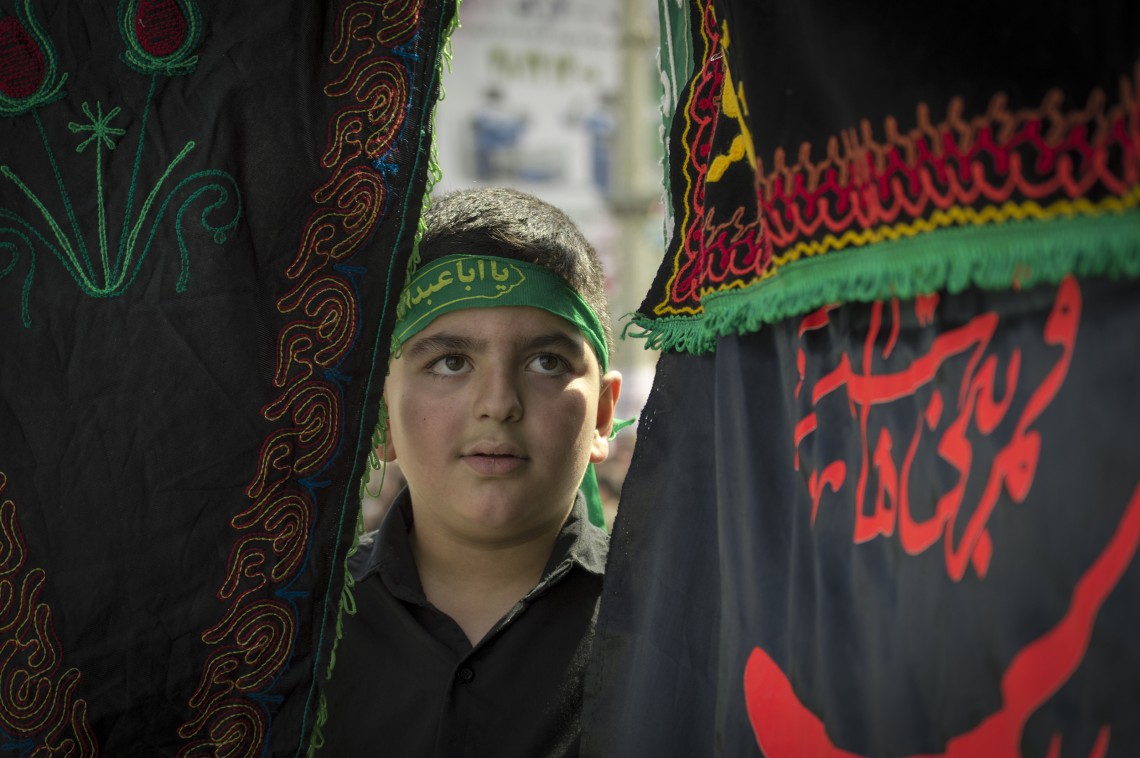 فراخوان ششمین سوگواره عاشورایی عکس هیأت-محمد حیدریان-بخش اصلی -جلسه هیأت