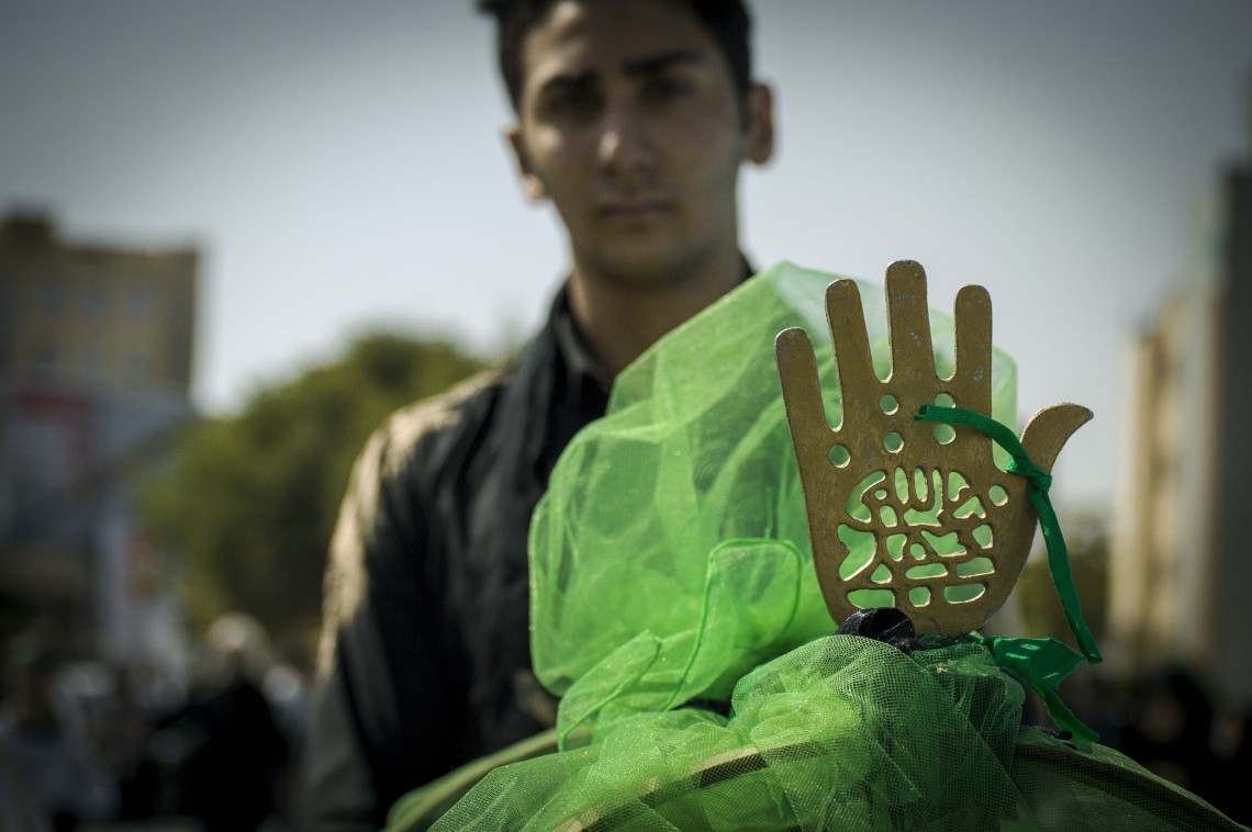 فراخوان ششمین سوگواره عاشورایی عکس هیأت-محمد حیدریان-بخش اصلی -جلسه هیأت