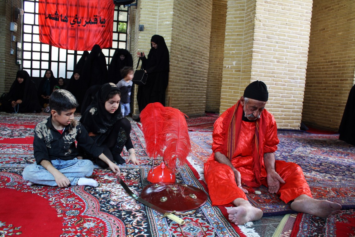 فراخوان ششمین سوگواره عاشورایی عکس هیأت-سامان خدایاری-بخش اصلی -جلسه هیأت