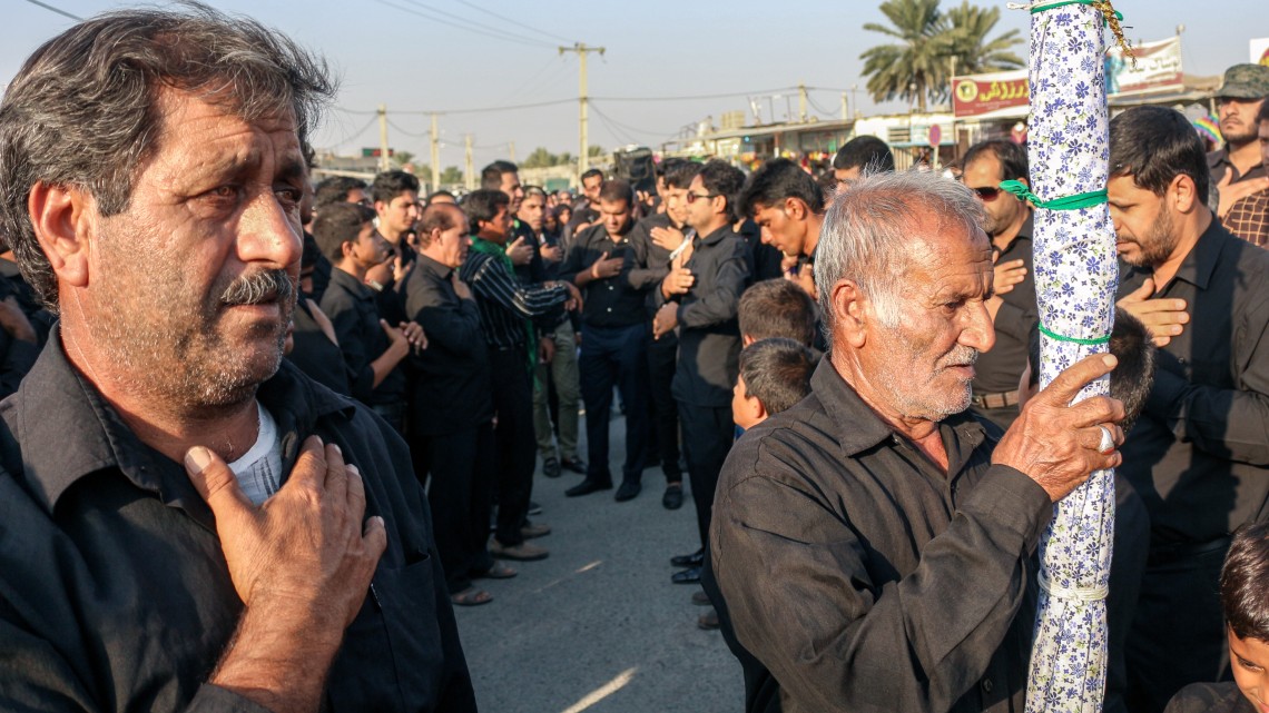 فراخوان ششمین سوگواره عاشورایی عکس هیأت-آرمان ایرازه-بخش اصلی -جلسه هیأت