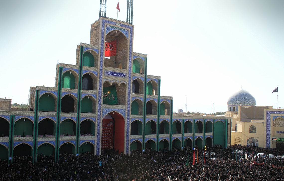 فراخوان ششمین سوگواره عاشورایی عکس هیأت-سارا پورصنعتی-بخش اصلی -جلسه هیأت