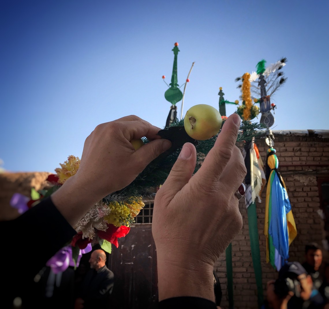 فراخوان ششمین سوگواره عاشورایی عکس هیأت-مجتبی دامرودی-بخش اصلی -جلسه هیأت