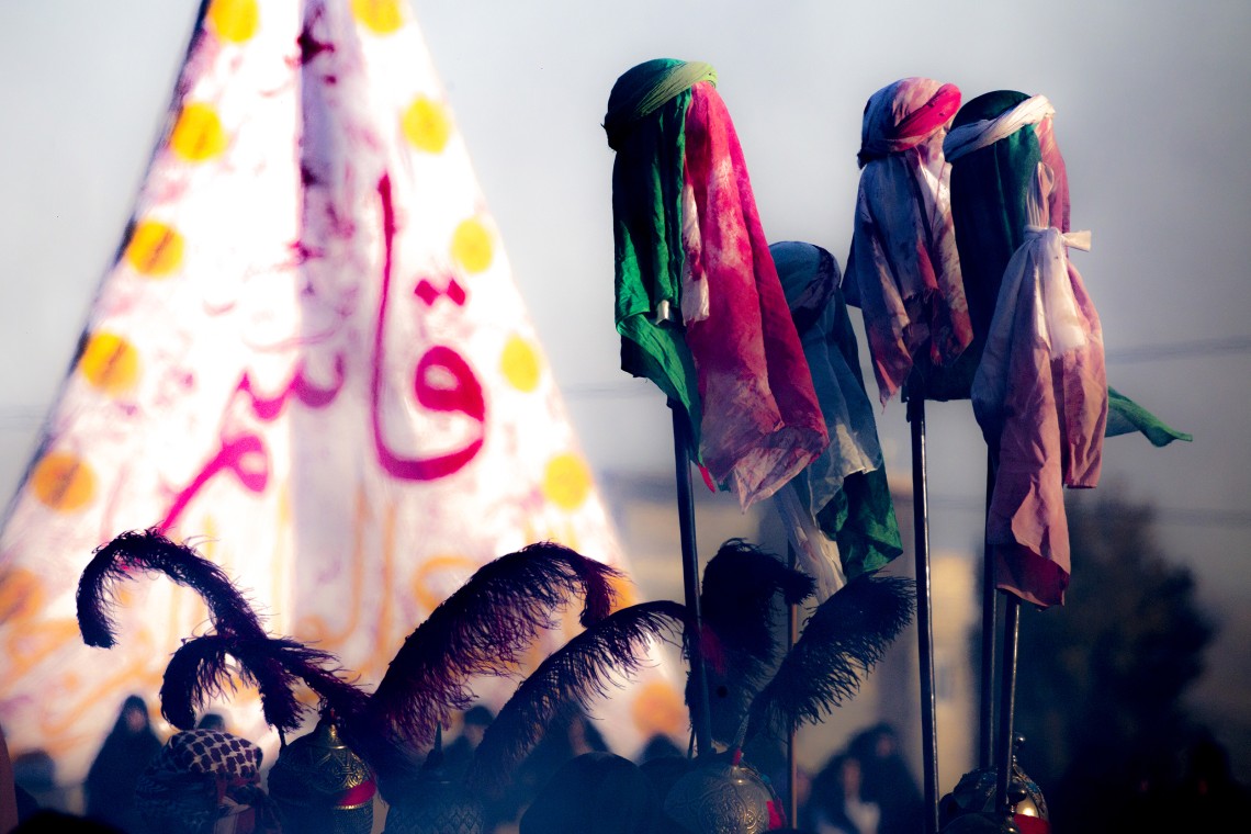 فراخوان ششمین سوگواره عاشورایی عکس هیأت-آزاده خرمی-بخش اصلی -جلسه هیأت