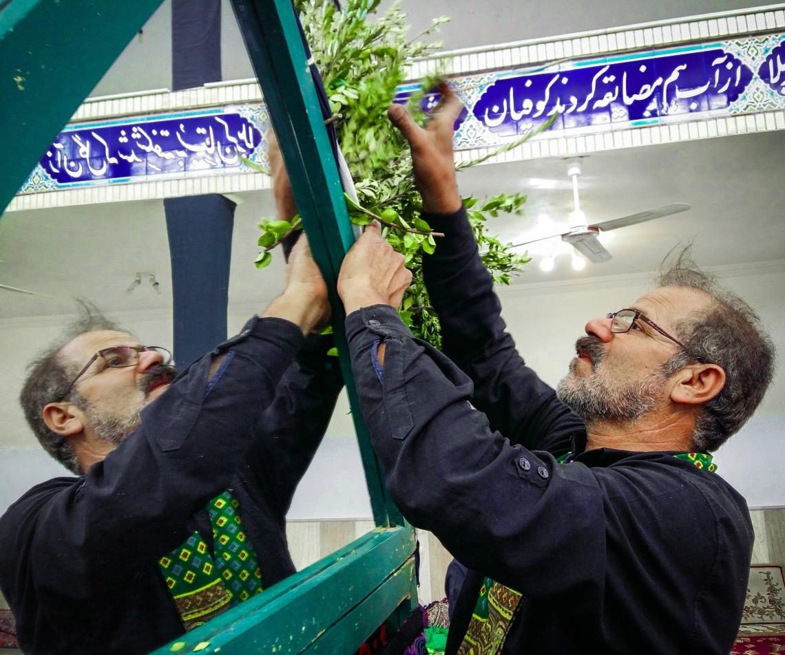 فراخوان ششمین سوگواره عاشورایی عکس هیأت-حسین حسنی مقدم-بخش اصلی -جلسه هیأت