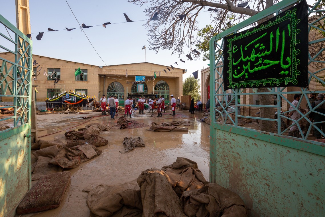 یازدهمین سوگواره عاشورایی عکس هیأت-یاسر محمد خانی-بخش اصلی-روایت هیأت(مجموعه عکس)