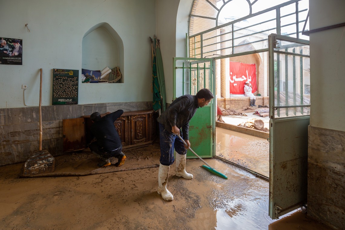 یازدهمین سوگواره عاشورایی عکس هیأت-یاسر محمد خانی-بخش اصلی-روایت هیأت(مجموعه عکس)