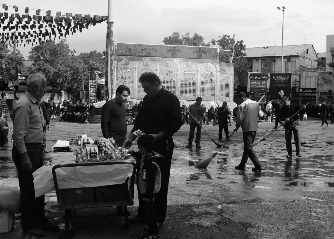 فراخوان ششمین سوگواره عاشورایی عکس هیأت-مرتضی بالکانی-بخش اصلی -جلسه هیأت