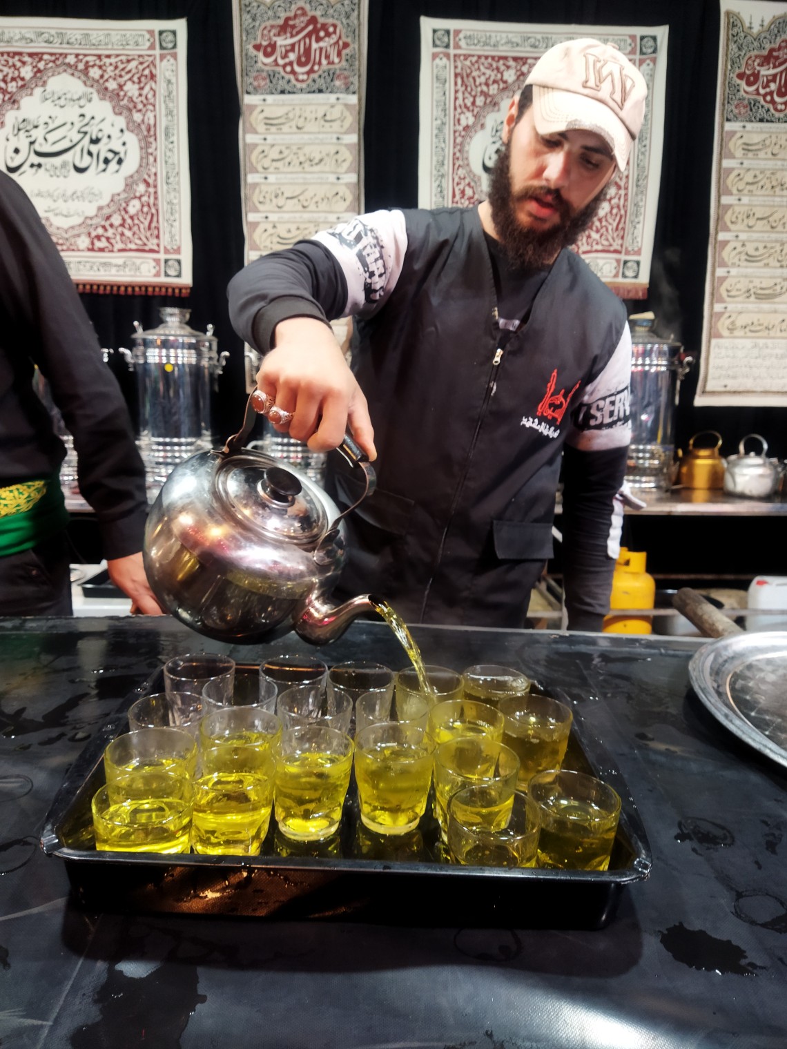 دهمین سوگواره عاشورایی عکس هیأت-محمد جواد عرب اصفهانی-مجالس احیای امراهل‌البیت علیهم‌السلام تک عکس-موبایلی