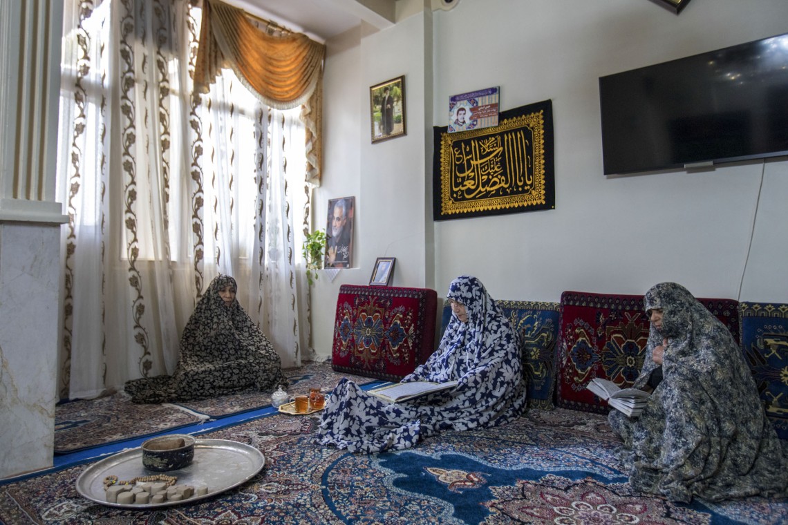 دهمین سوگواره عاشورایی عکس هیأت-طاهره بابایی-مجالس احیای امراهل‌البیت علیهم‌السلام تک عکس-دوربین دیجیتال