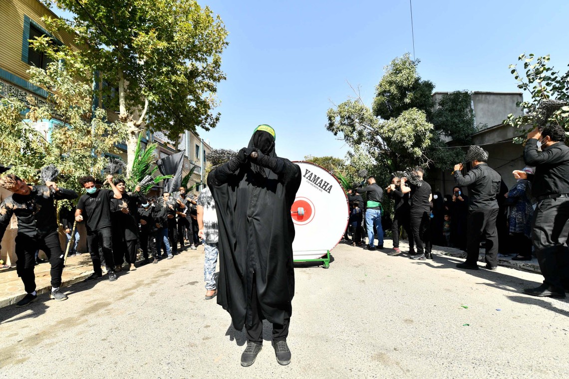 دهمین سوگواره عاشورایی عکس هیأت-علی جعفری-مجالس احیای امراهل‌البیت علیهم‌السلام تک عکس-دوربین دیجیتال