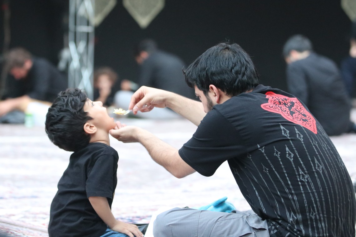 یازدهمین سوگواره عاشورایی عکس هیأت-محمدمهدی  انتظار-بخش اصلی-روایت هیأت(مجموعه عکس)